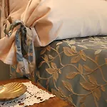 Le Petit Coin De Maison Chante Lune Bed & Breakfast Introd